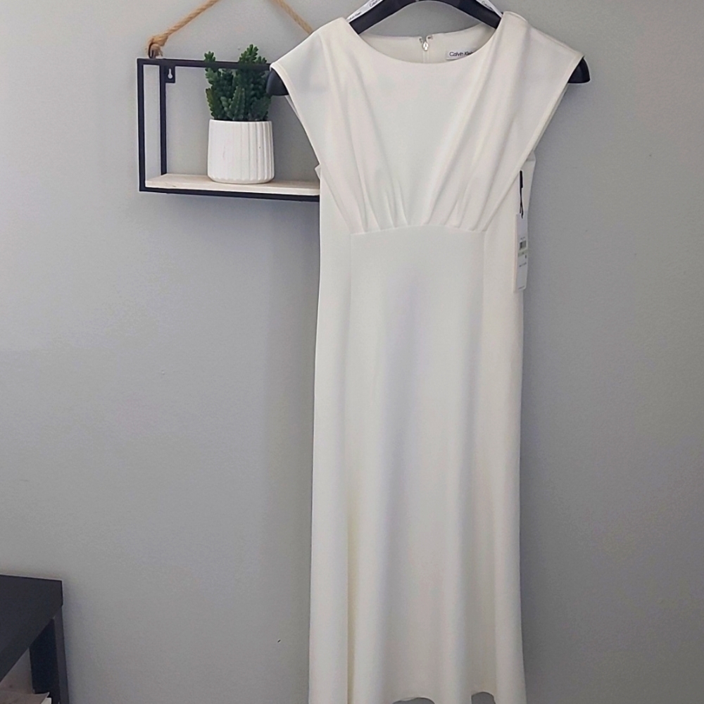 Amazing Calvin Klein white dress